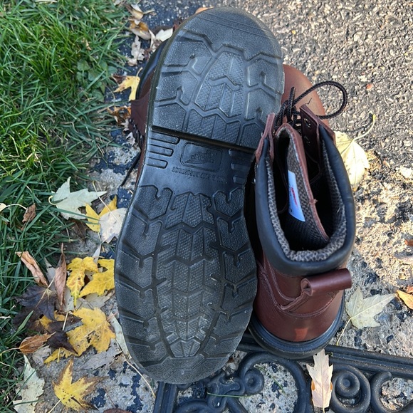 Red Wings NWOT no wear 12 - Picture 10 of 13